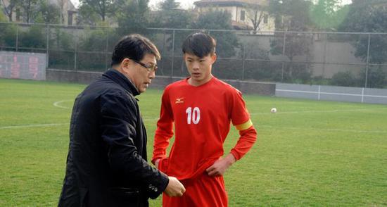  AC米兰青训营爆发疫情，梯队赛事全面暂停